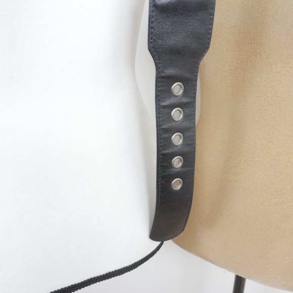 Black Leather Suede Silver Stud Metal Circle Buckle Y2K Rocker 80's Vintage Belt - Picture 8 of 9